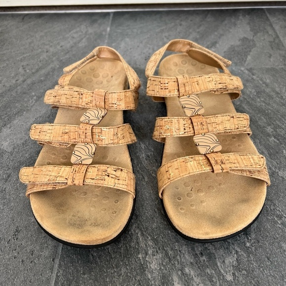 Vionic Amber Tan Cork Open Toe Comfort Sandals - Picture 2 of 9